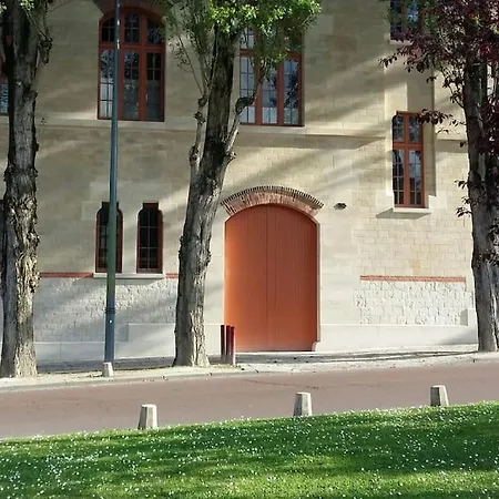 A Sceaux, A 20 Min De Paris Centre Apartamento *